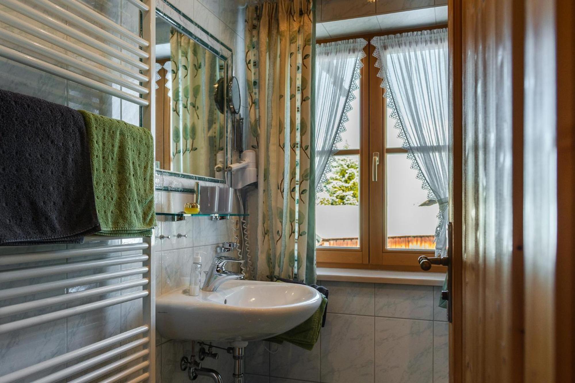 Gaestehaus Alpenparadies Krün Zewnętrze zdjęcie